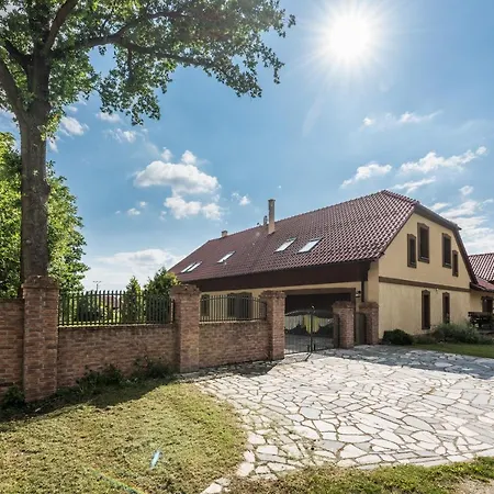 U Lisky 4* Jarosov nad Nezarkou